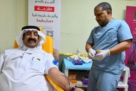 تجسيداً لرسالة الإعلام الإنسانية. صحفيو المدينة المنورة يشاركون في حملة للتبرع بالدم – أخبار السعودية
