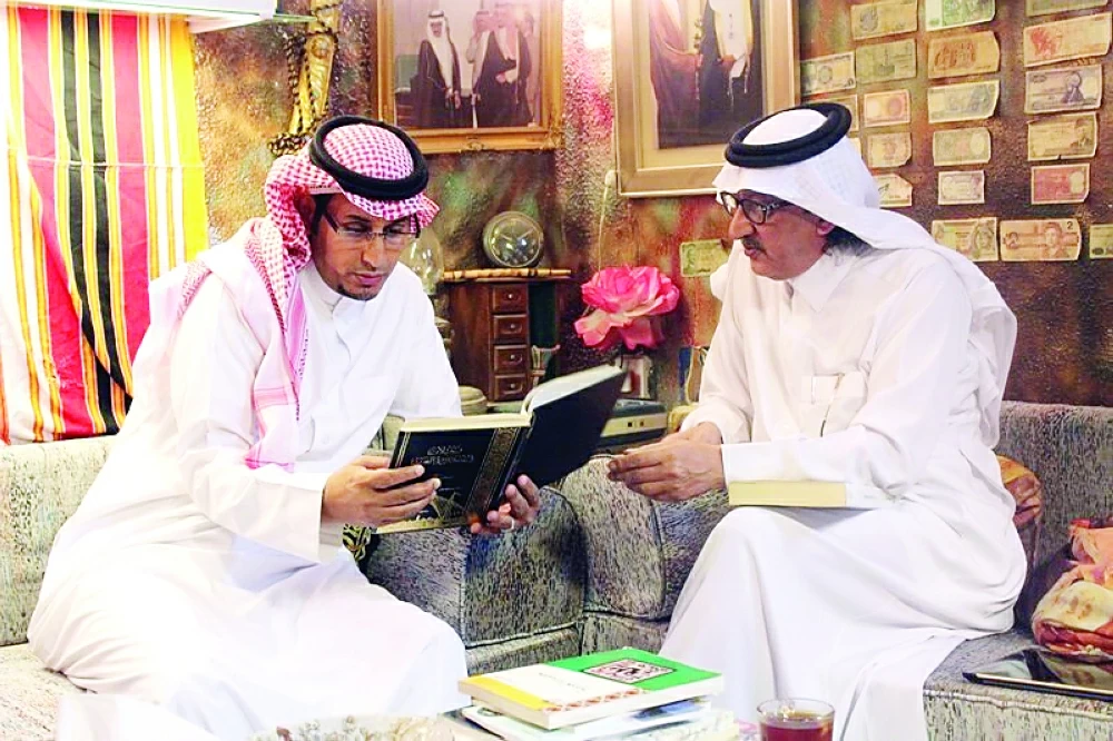 برحيله اليوم.. عسير تطوي صفحة الأديب أنور بن محمد آل خليل – أخبار السعودية